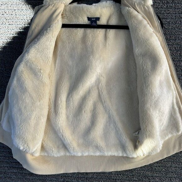 Vintage GAP Women's Hooded Vest Size Small Soft Faux Fur Lined Warm Knit Jacket - Picture 7 of 10